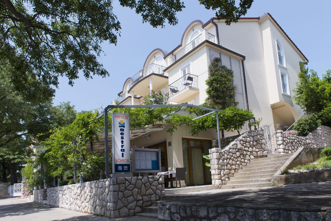 Pansion Maestral 호텔 노비비노돌스키 외부 사진